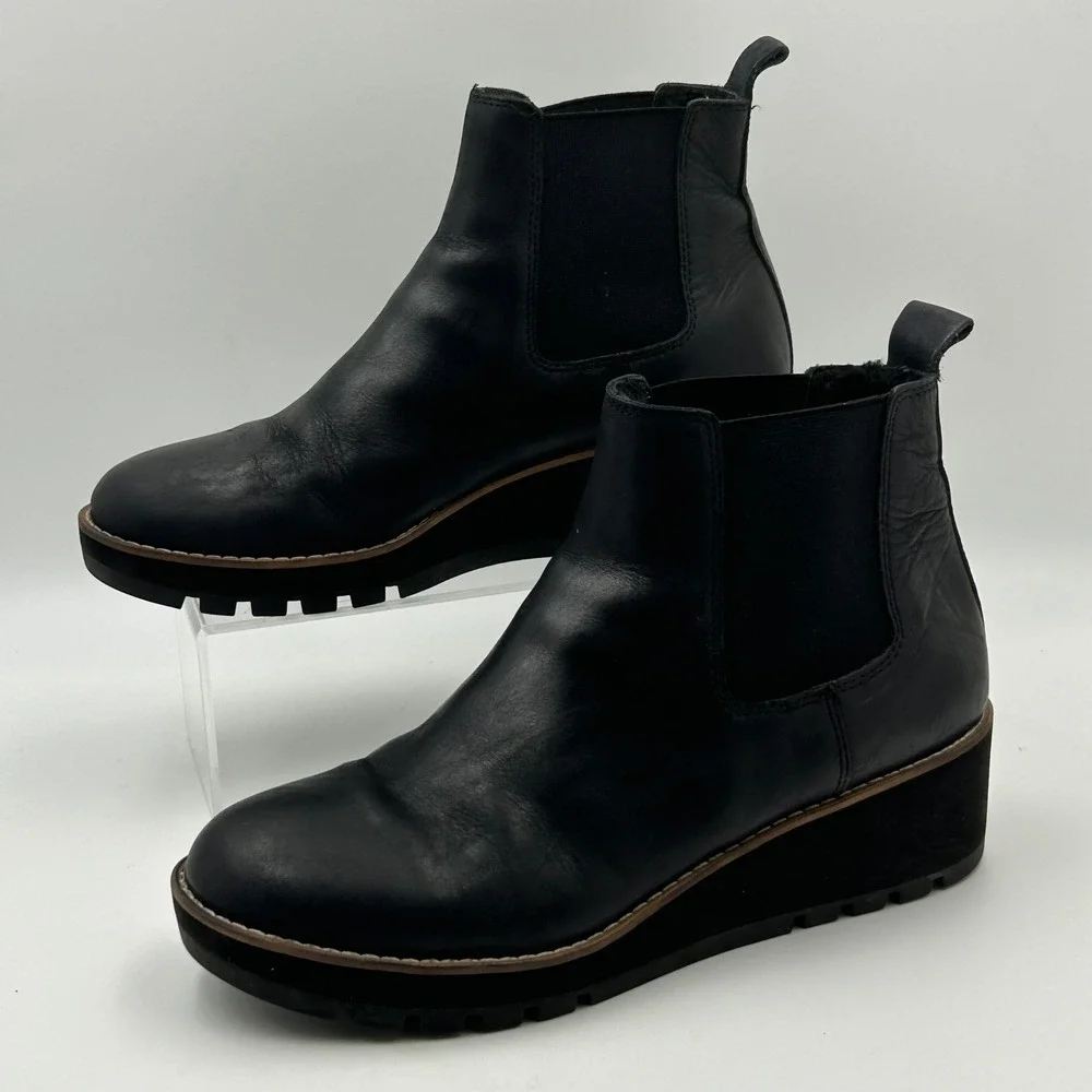 Eileen Fisher Cozy Shearling Chelsea Wedge Boots‎ 8 Black Leather Lug Gorpcore